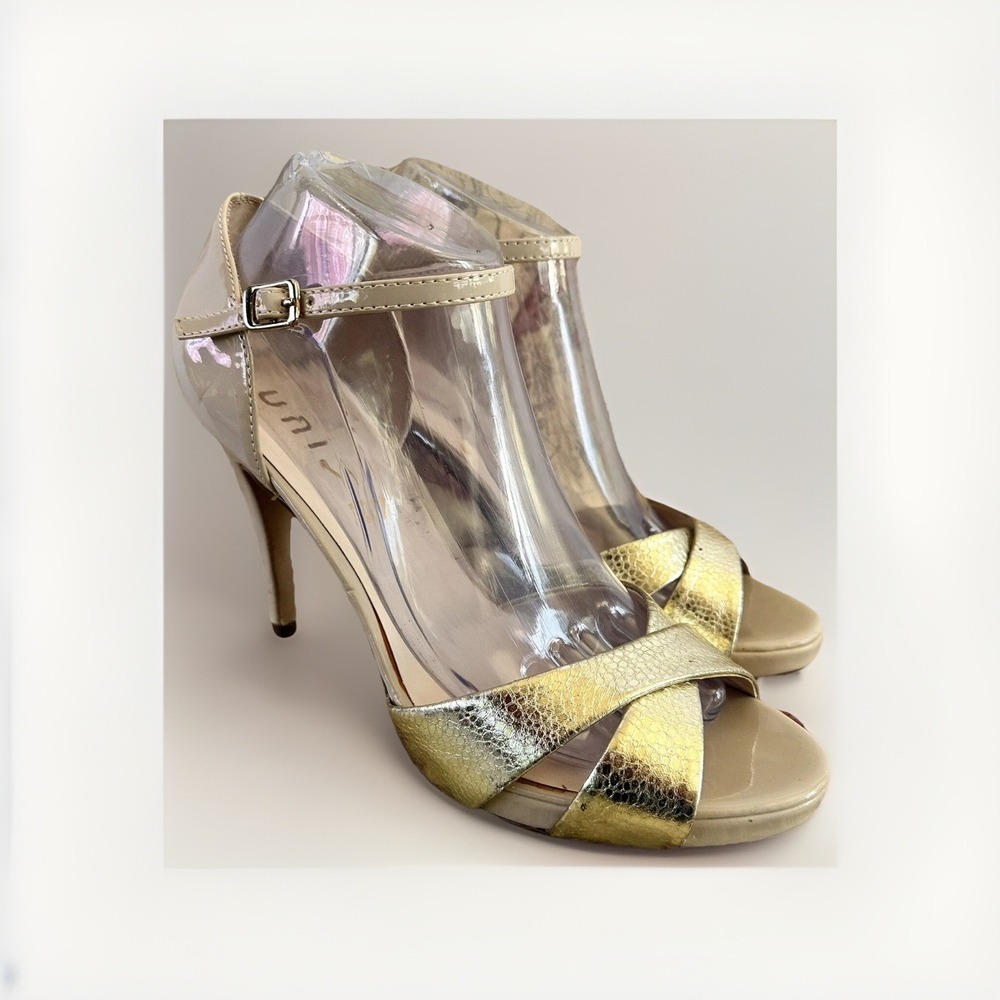 Unisa Strappy Wedding Heels Womens 9 Tan Gold Excellent